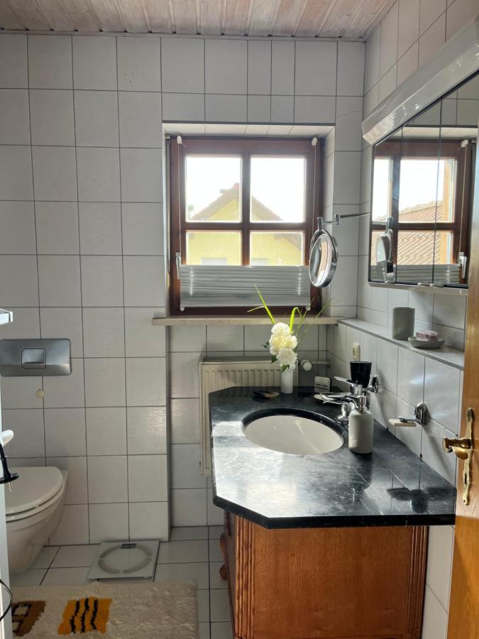Zimmer Zum Wohlfuehlen Eching  Luaran gambar