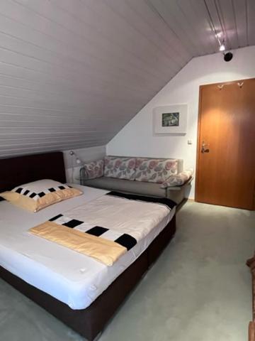 Zimmer Zum Wohlfuehlen Eching  Luaran gambar